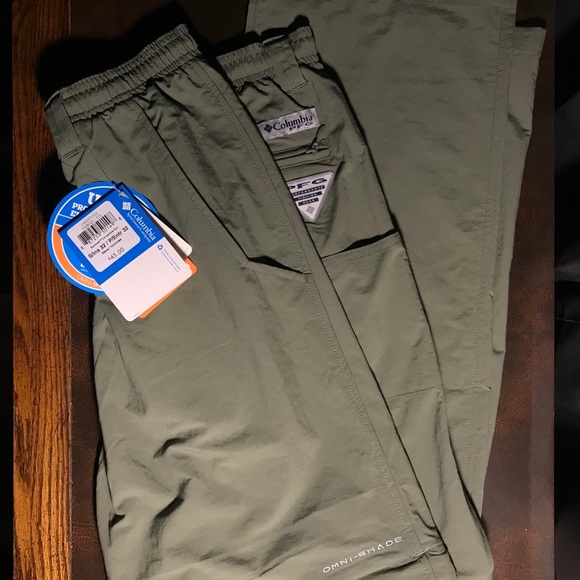 Men’s (32) Columbia Backcast Convertible Pants - Picture 2 of 4